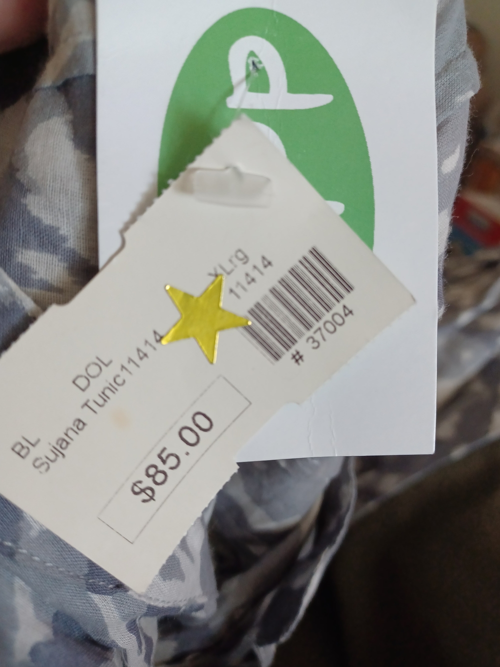 Dolma Womens Size XL NWT Button-Front Gray Patterned V-Neck Tunic - Picture 9 of 10